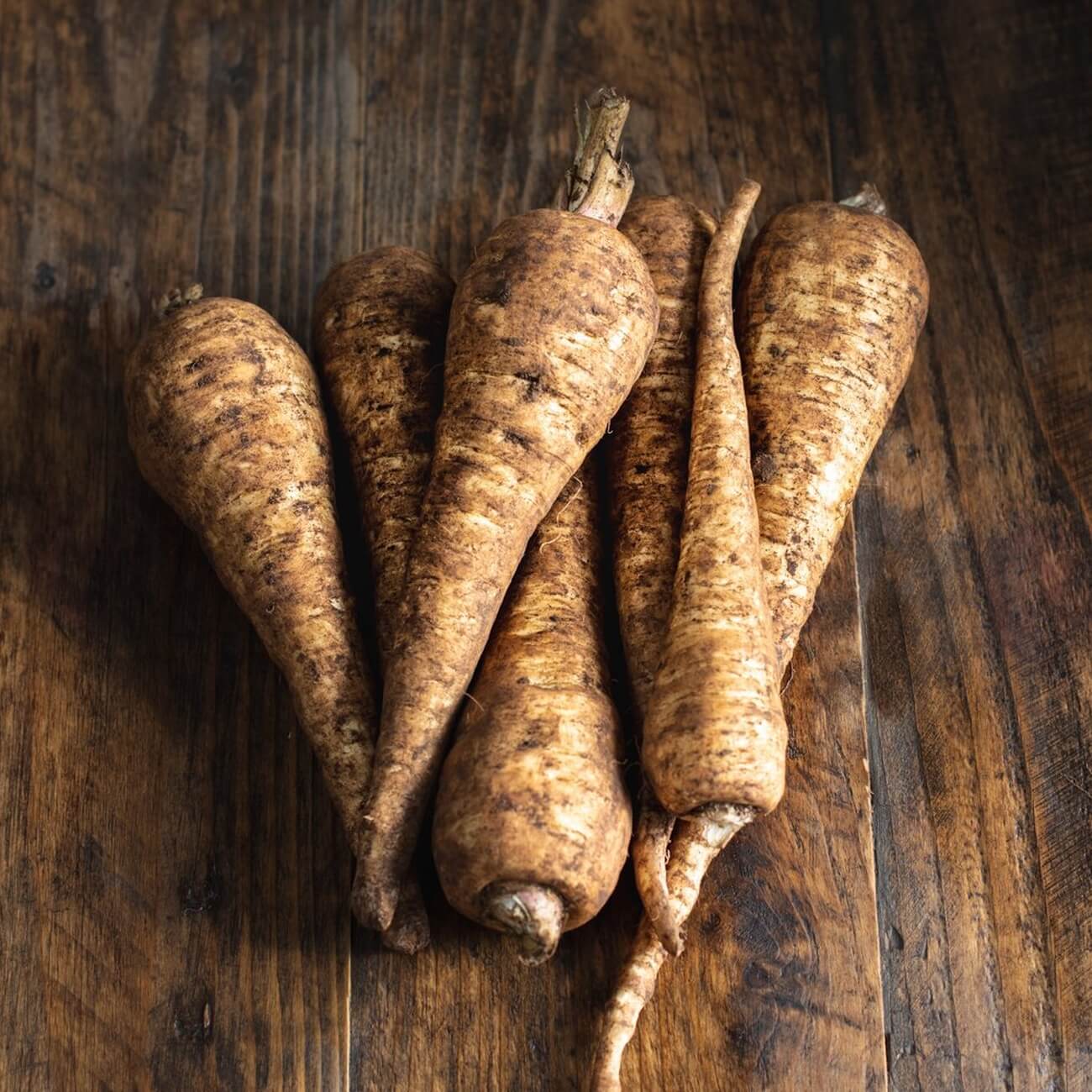 Organic Parsnips 1kg / Riverford