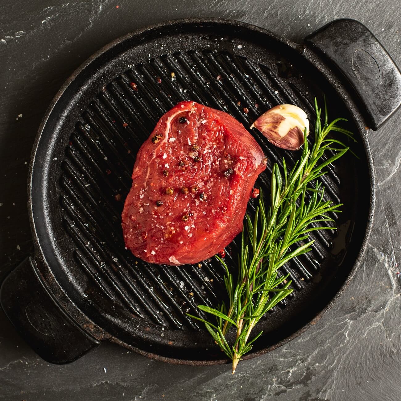 Organic Beef thick cut fillet steak 200g / Riverford