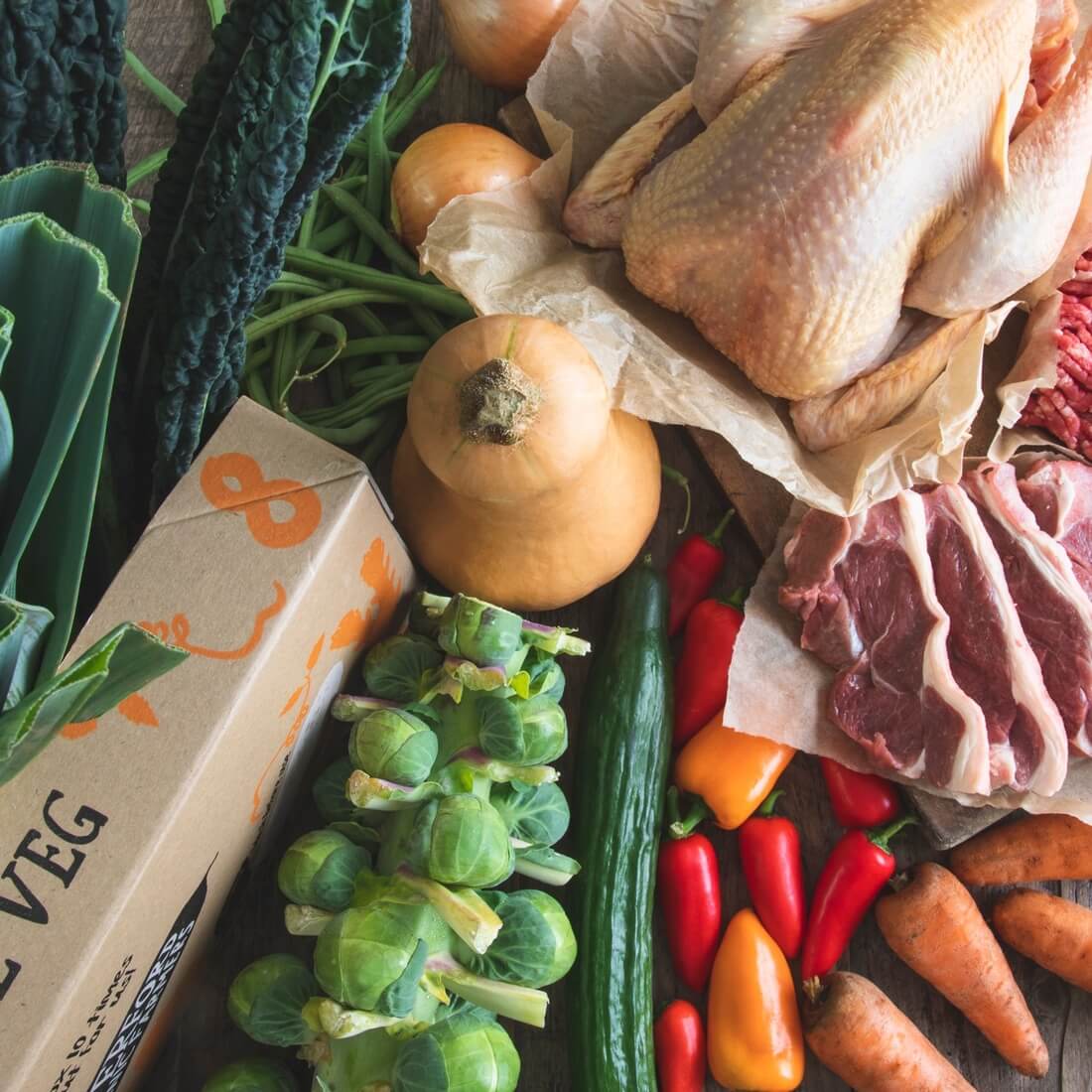 Organic Quick organic veg box plus meat large / Riverford