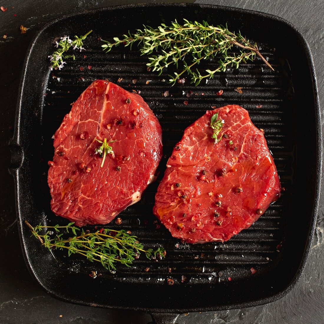 Organic Beef fillet steaks 300g / Riverford
