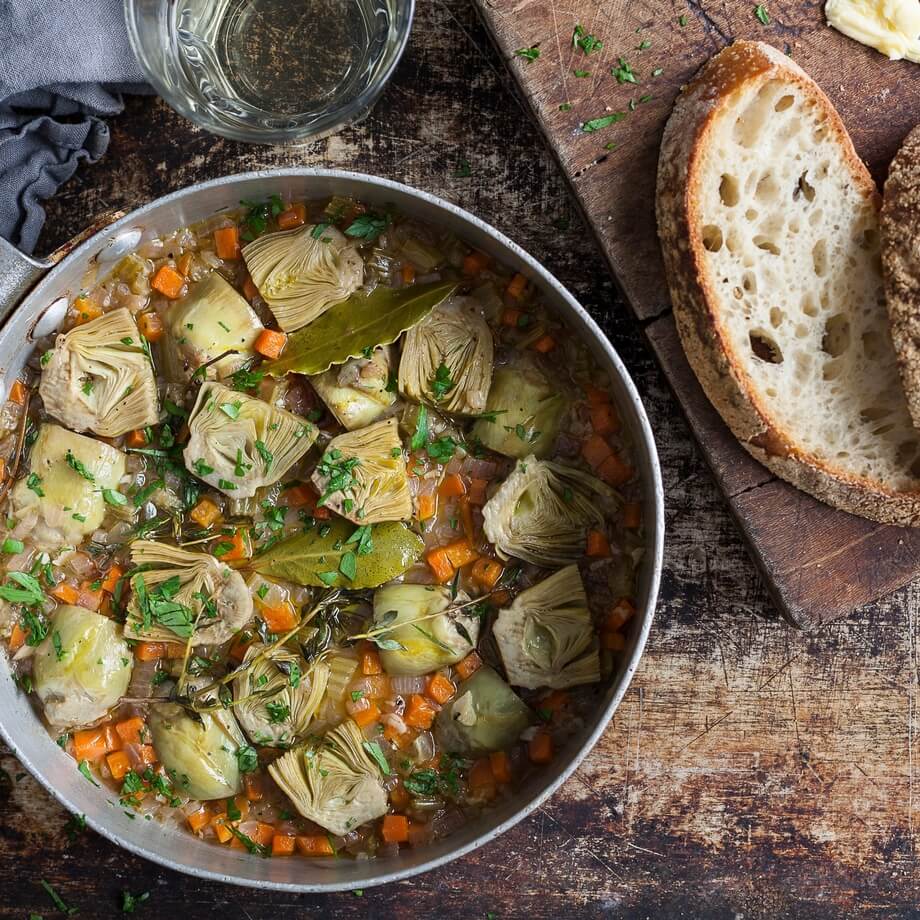 Organic Globe artichokes x2 / Riverford