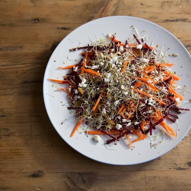 Beetroot, carrot and alfalfa salad recipe / Riverford