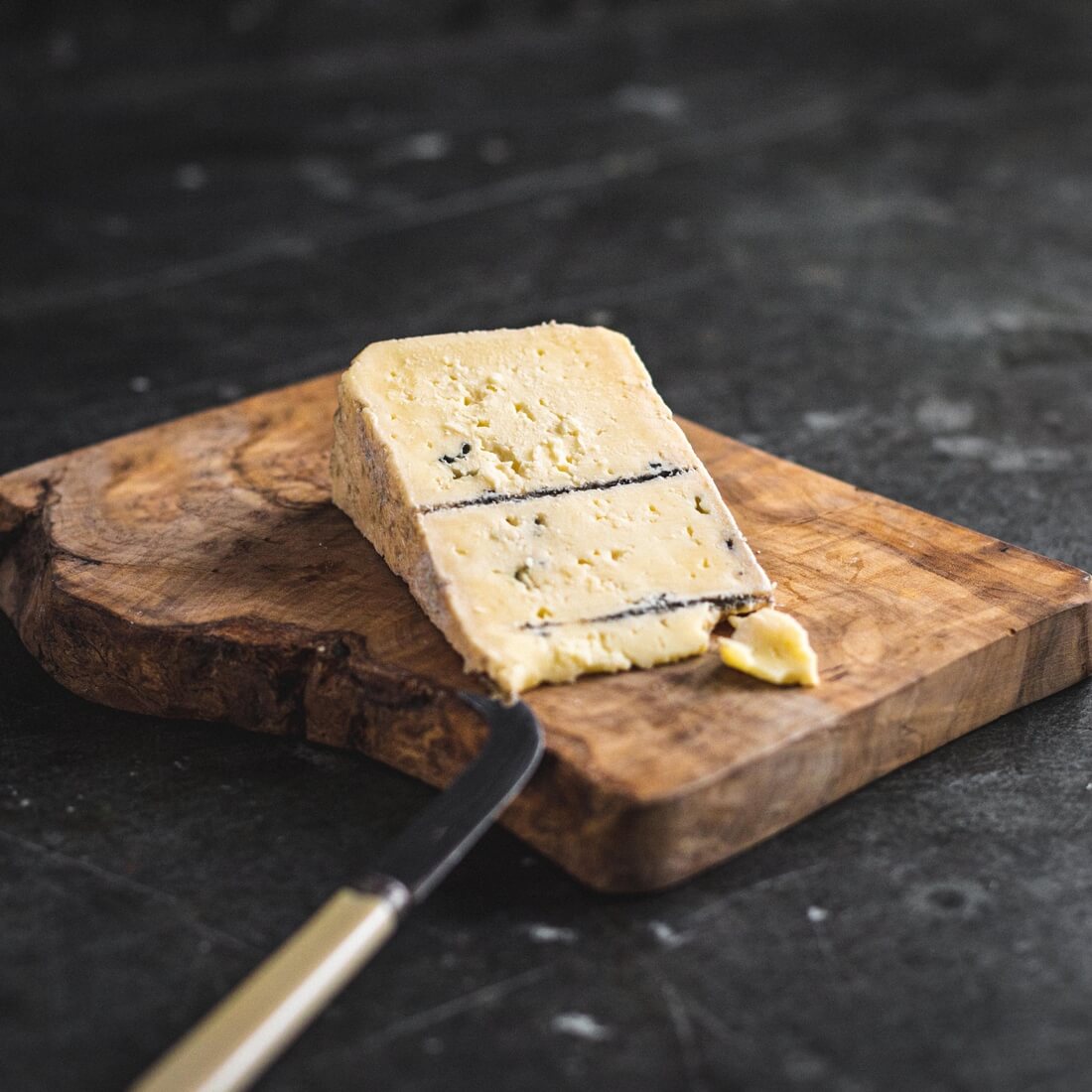 Organic High Weald Brighton blue cheese 150g / Riverford