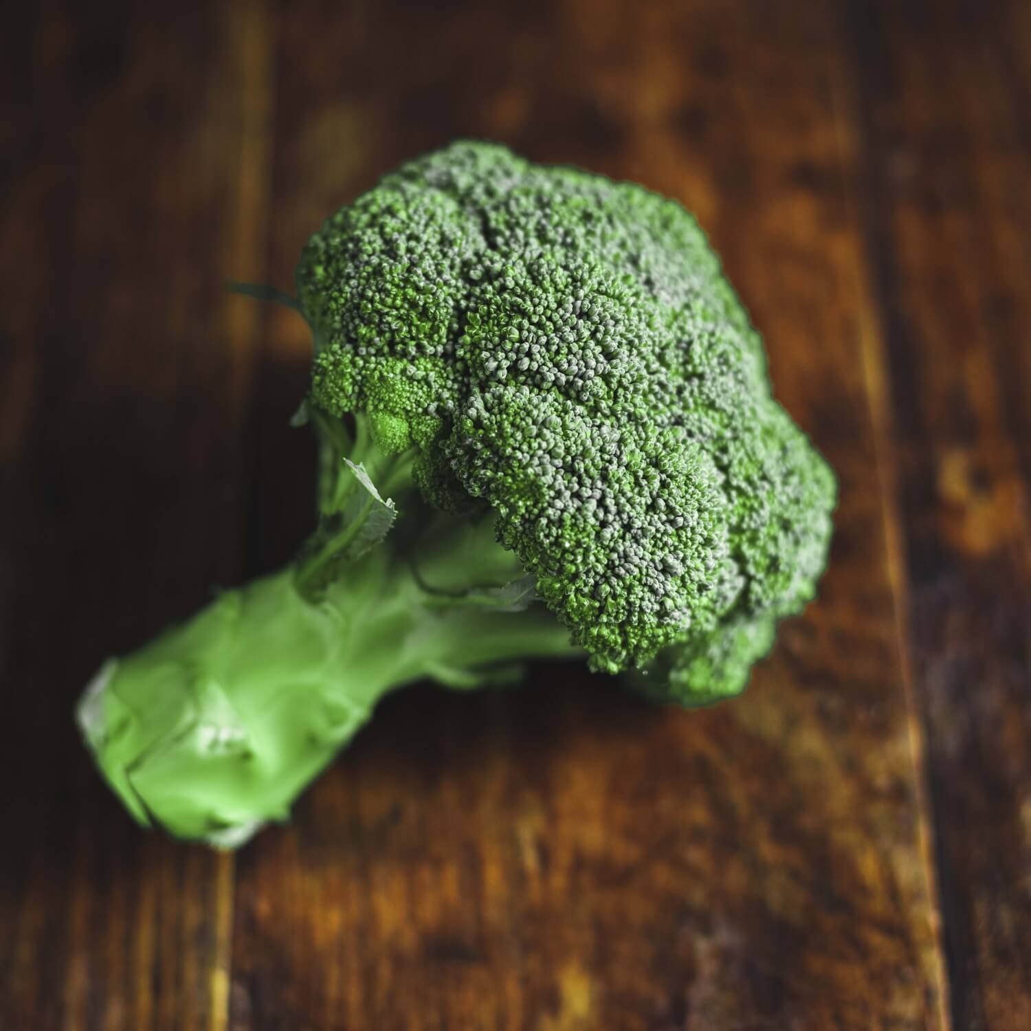 Organic Calabrese broccoli 350g / Riverford
