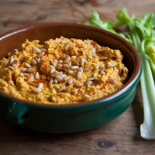 Carrot hummus recipe / Riverford