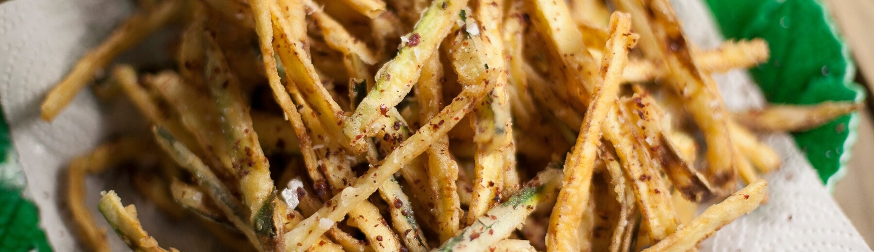 Courgette and sumac fries recipe / Riverford