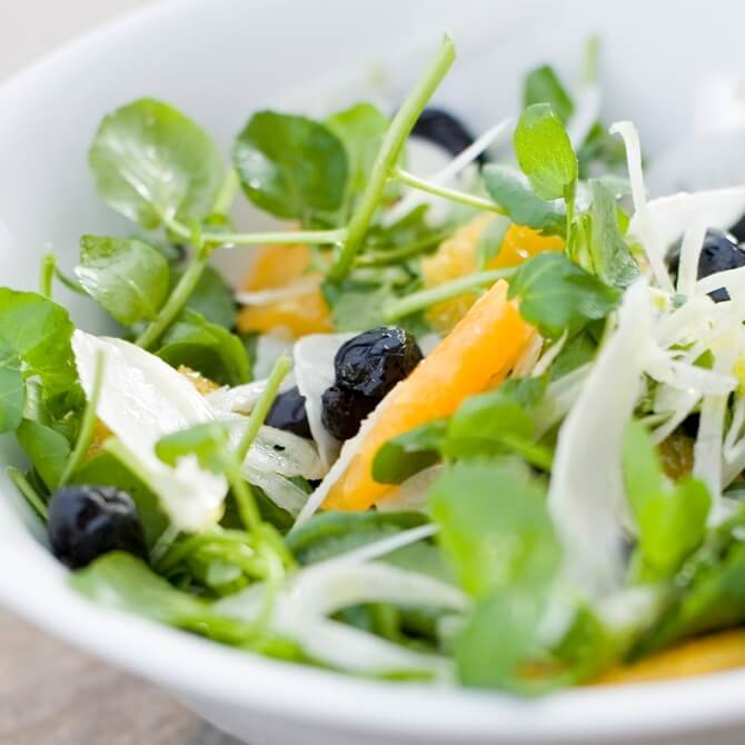 Courgette, fennel & kohlrabi salad recipe / Riverford