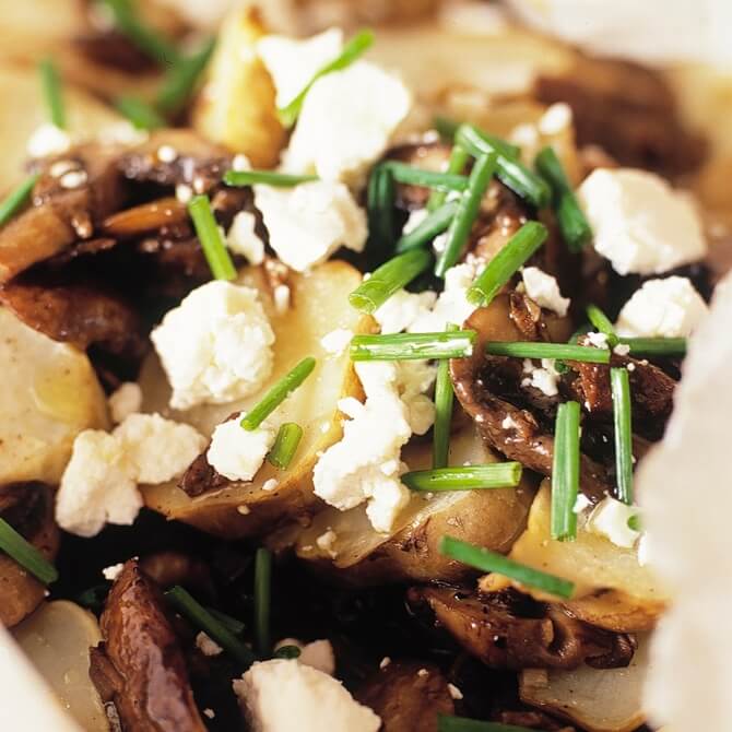 Roasted Jerusalem artichokes with romesco sauce recipe / Riverford