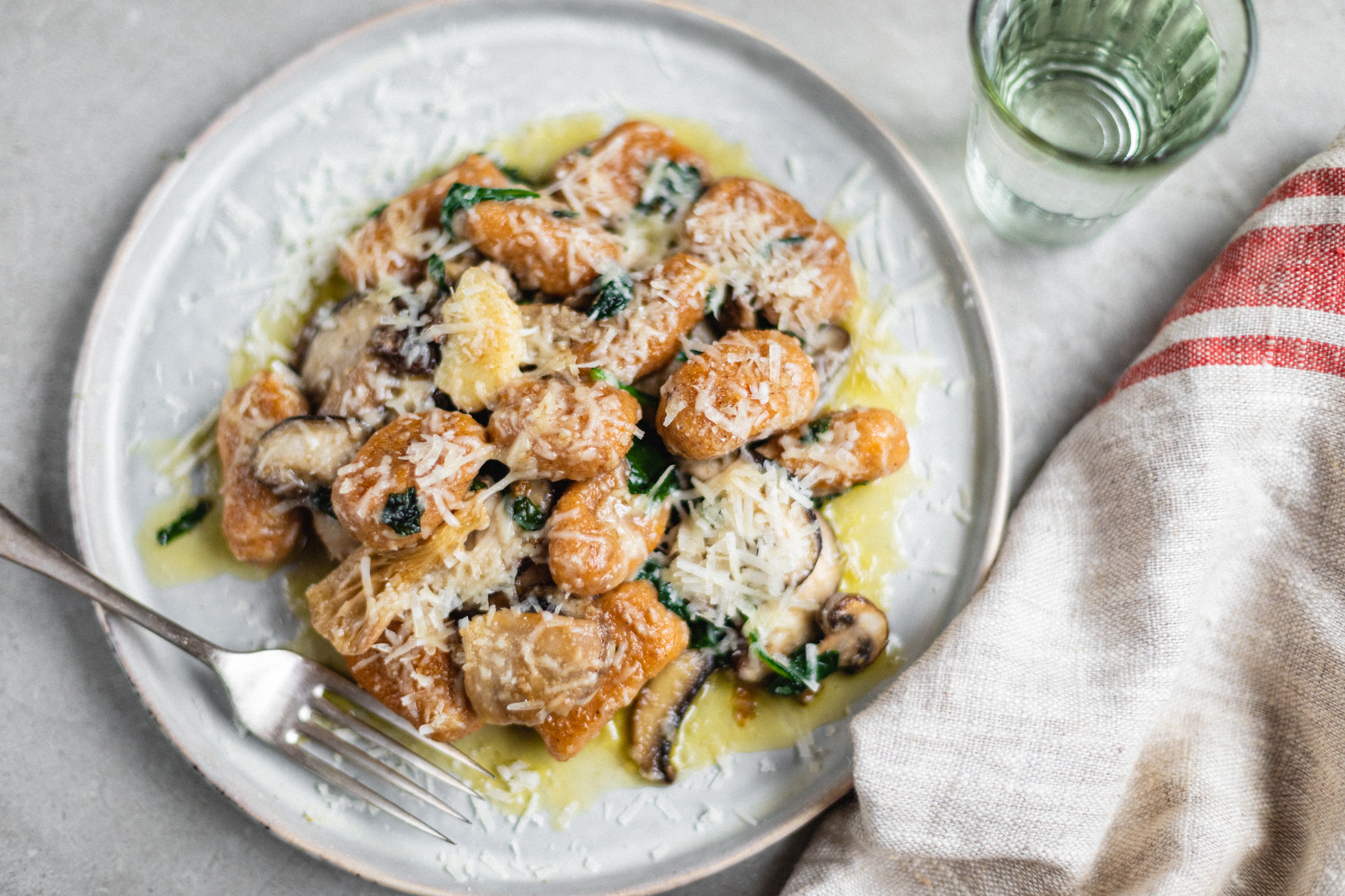 Vegetarian Gnocchi with Spinach and Mushroom-Butter Sauce Recipe