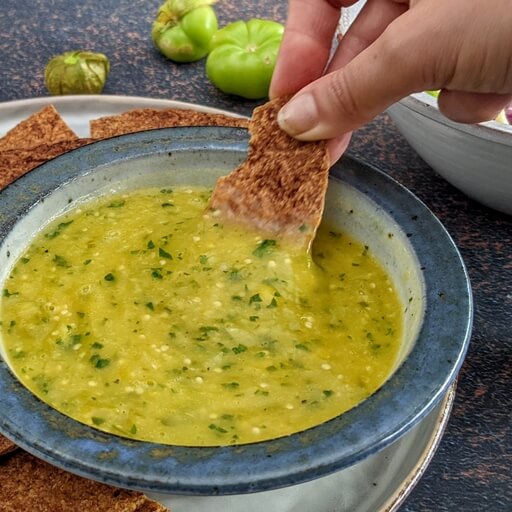 Tomatillo, mango and coriander dip recipe / Riverford