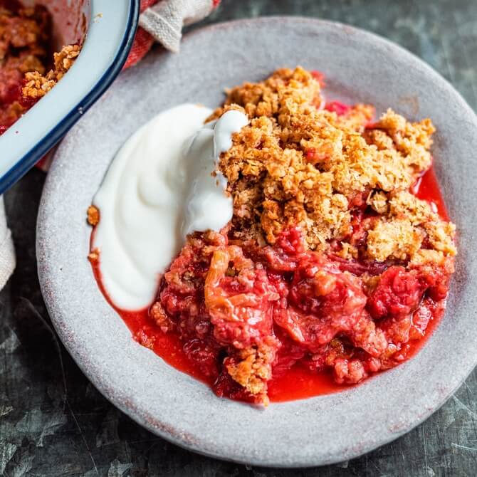 Rhubarb and strawberry crumble recipe / Riverford