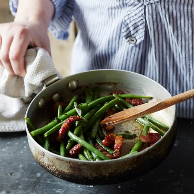 Green beans with pancetta and sage recipe / Riverford