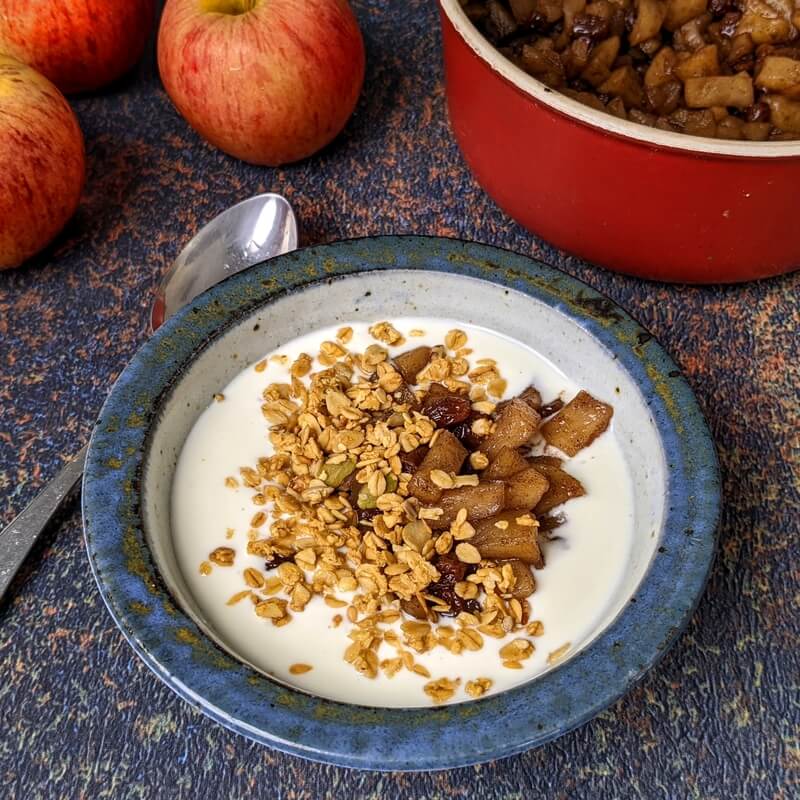 Spiced apple and raisin compote recipe / Riverford