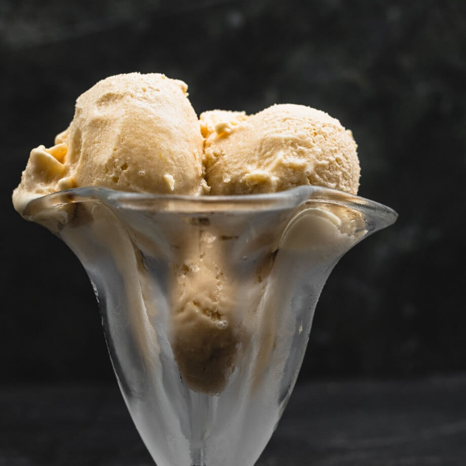 Basil ice cream recipe / Riverford