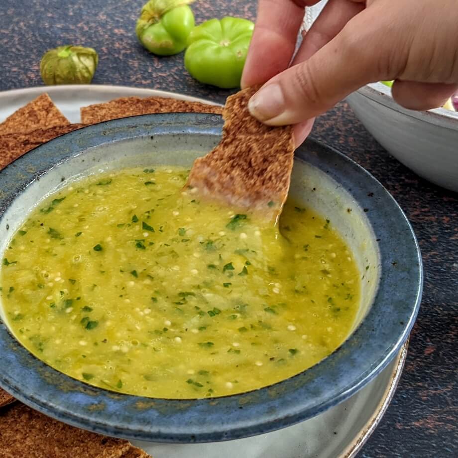 Mexican salsa verde (with tomatillos) recipe / Riverford
