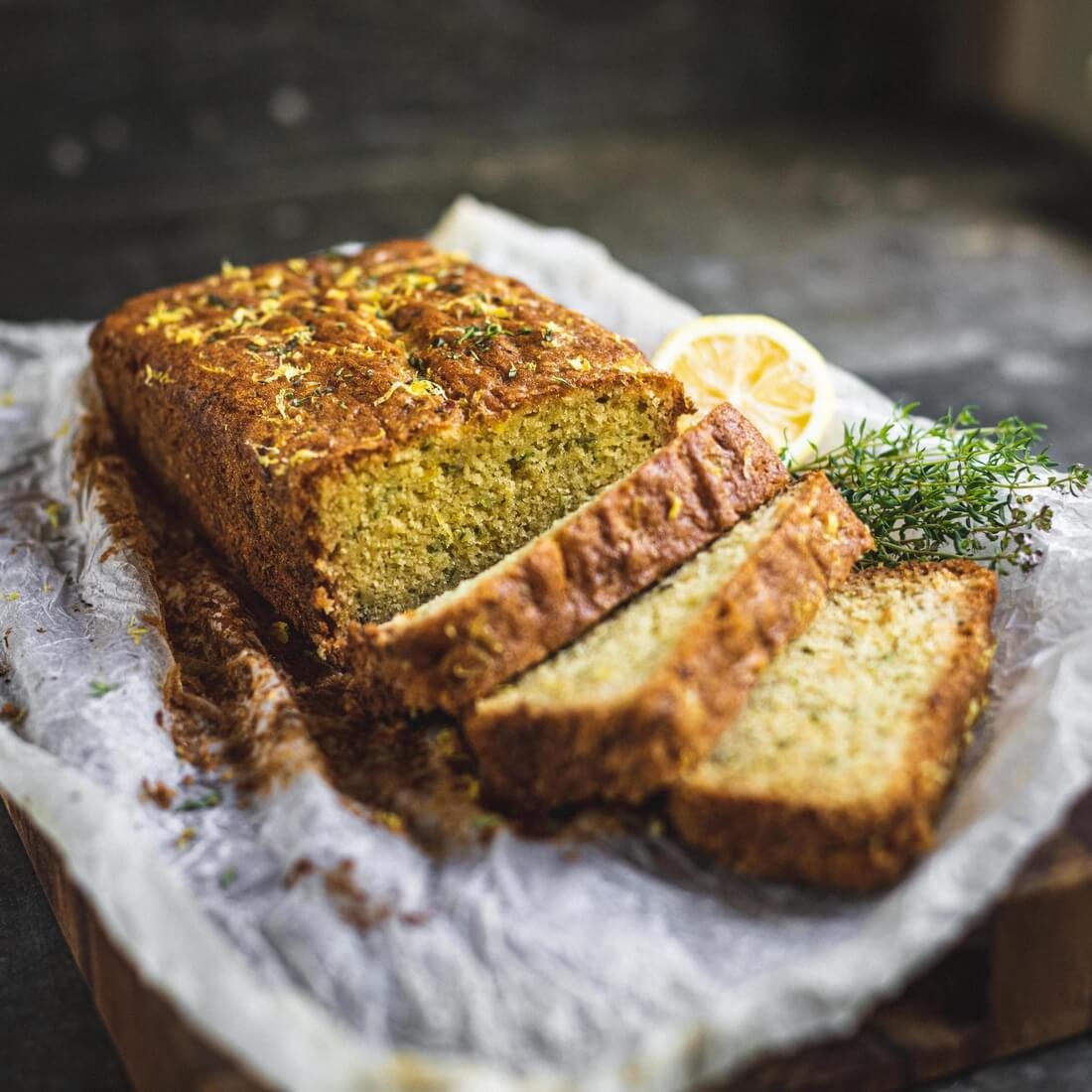 Courgette & thyme lemon drizzle cake kit