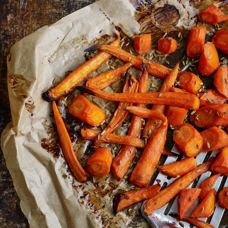 Roast carrots with fennel and honey recipe / Riverford