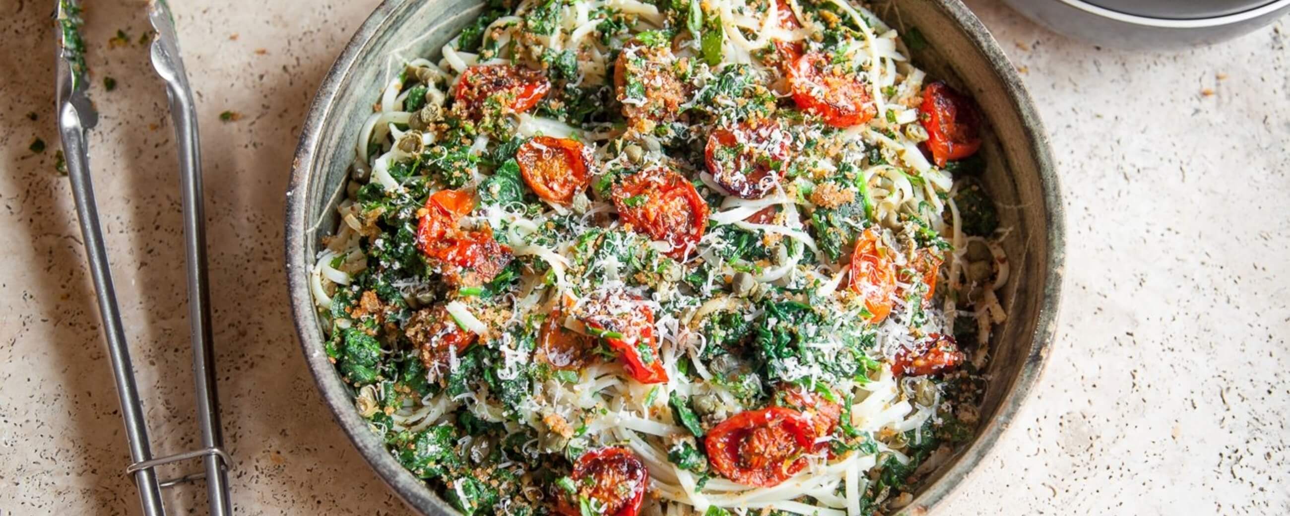 Spinach linguine with roasted tomatoes, garlic, chilli & b... / Riverford