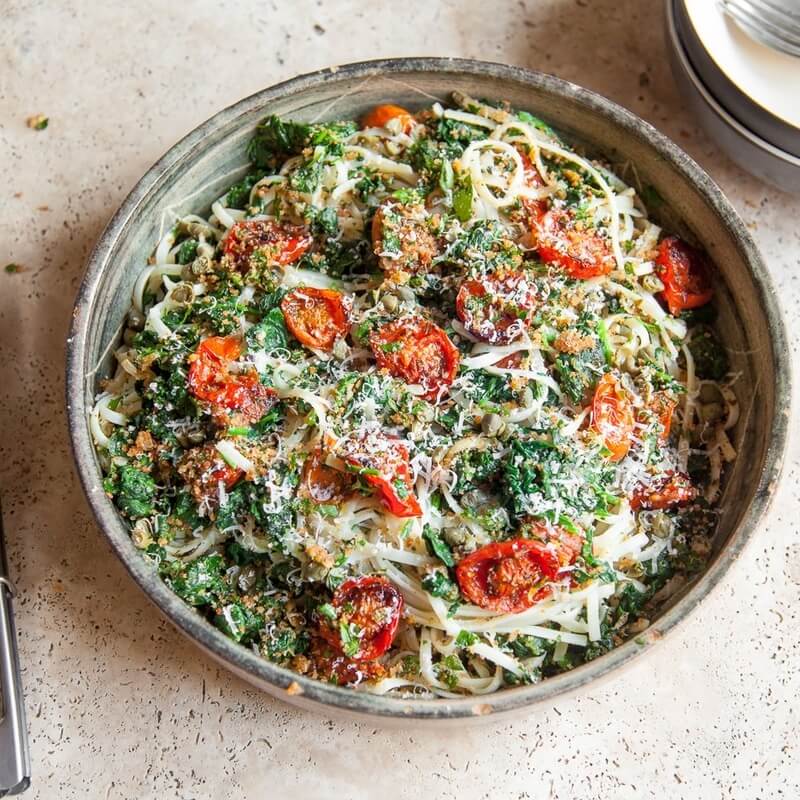 Leek and tomato linguine recipe / Riverford