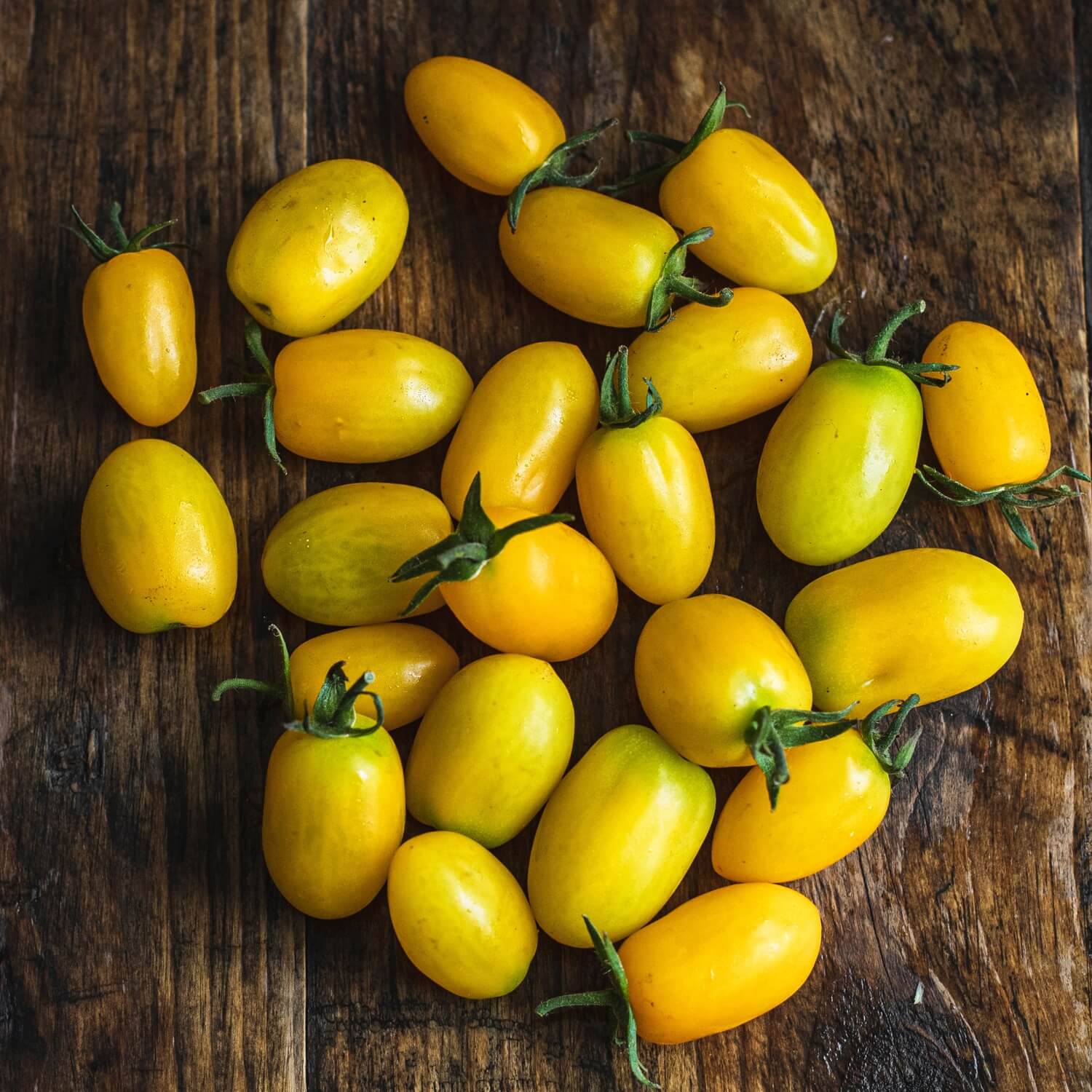 Organic Yellow baby plum tomatoes 250g / Riverford